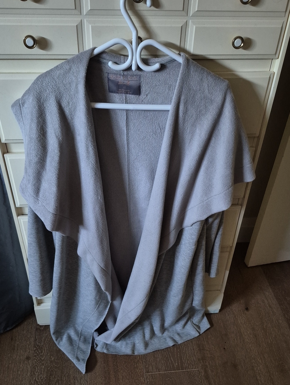 Melissa McCarthy Seven7 Light Gray Draped Open-Front Duster Cardigan